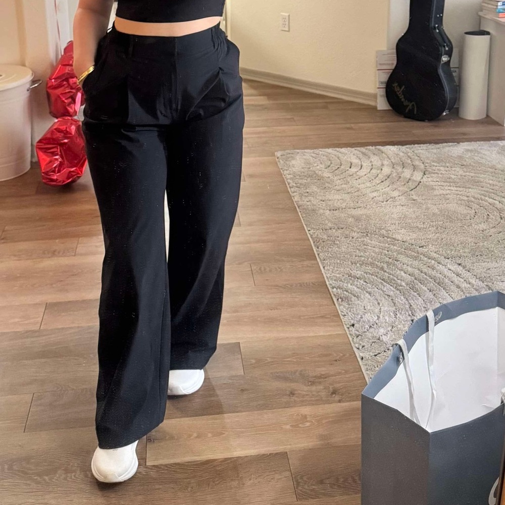 ALO Yoga Black Pursuit Trousers
